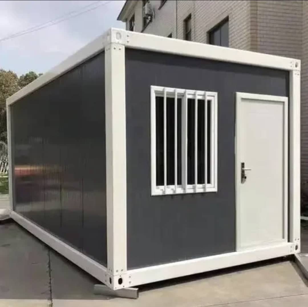 domuntable container
